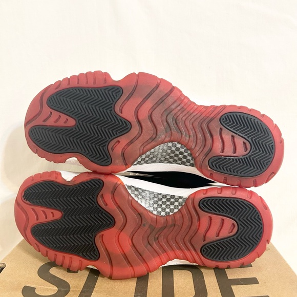 Jordan 11 Retro Low Concord Bred size 10.5 AV2187-160 2020 PRE-OWNED - Picture 7 of 10